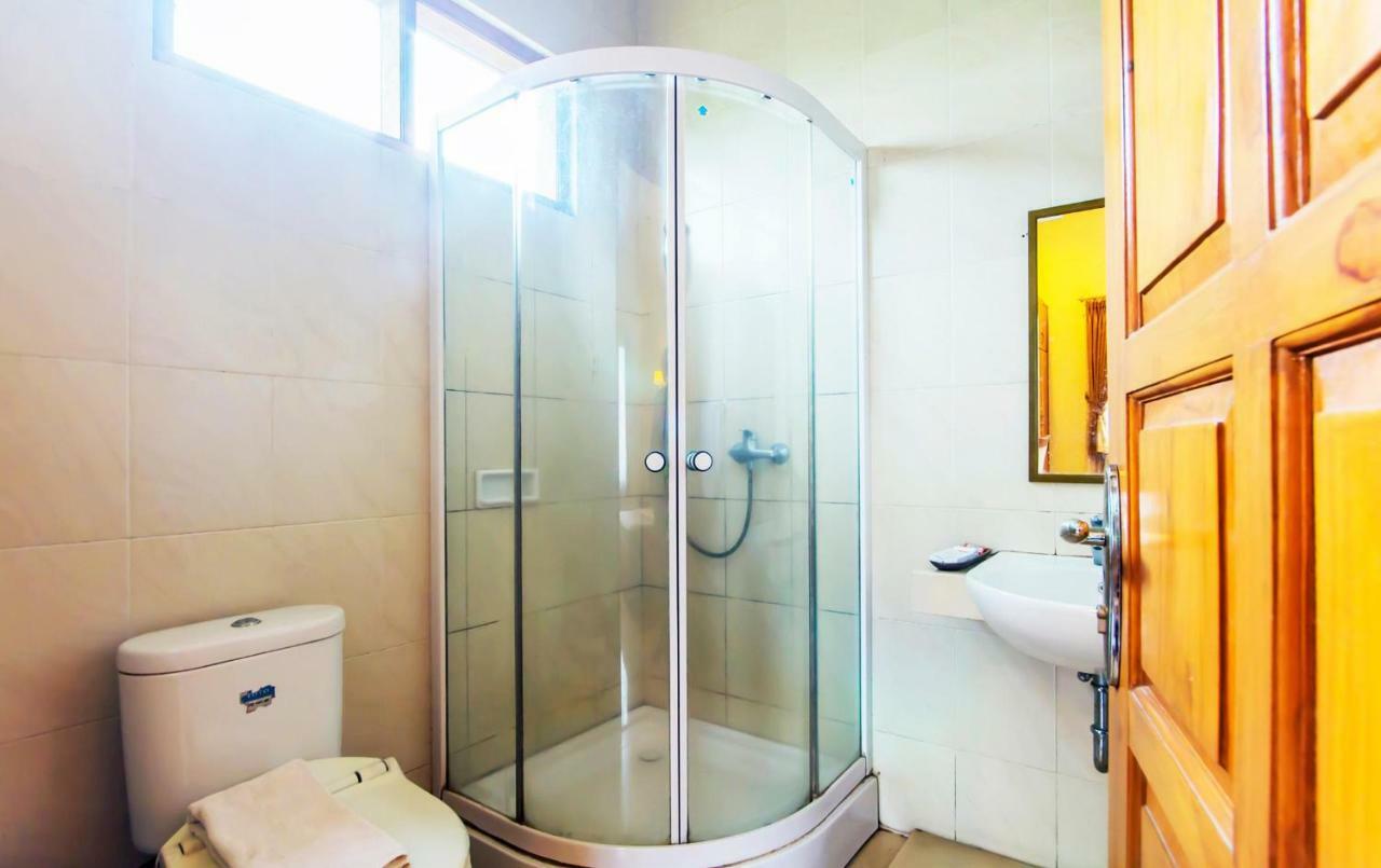 Puri Bernadi Guest House Lembang Zewnętrze zdjęcie
